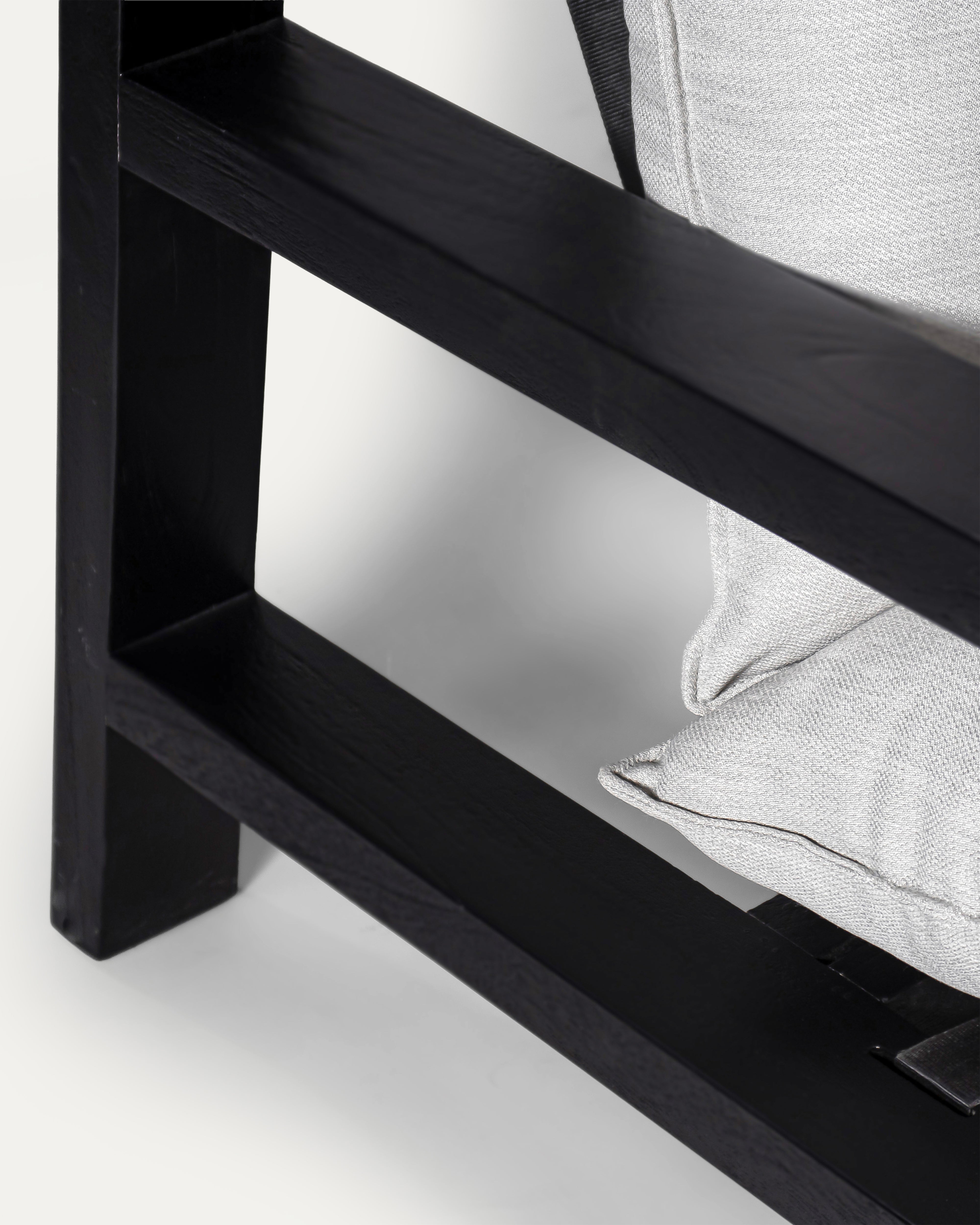 Aaram Lounge Chair