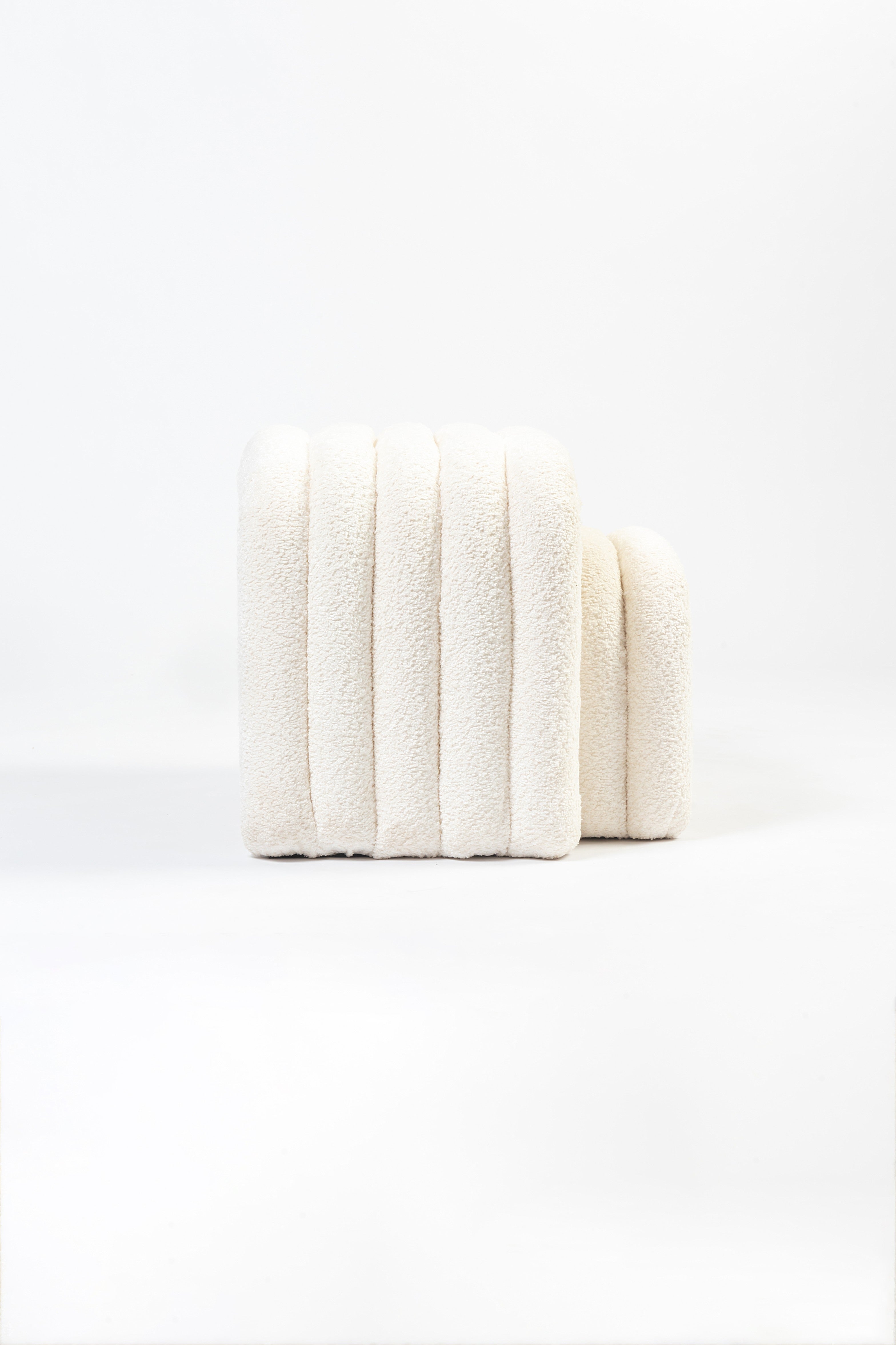 Arcus Pouf(White)