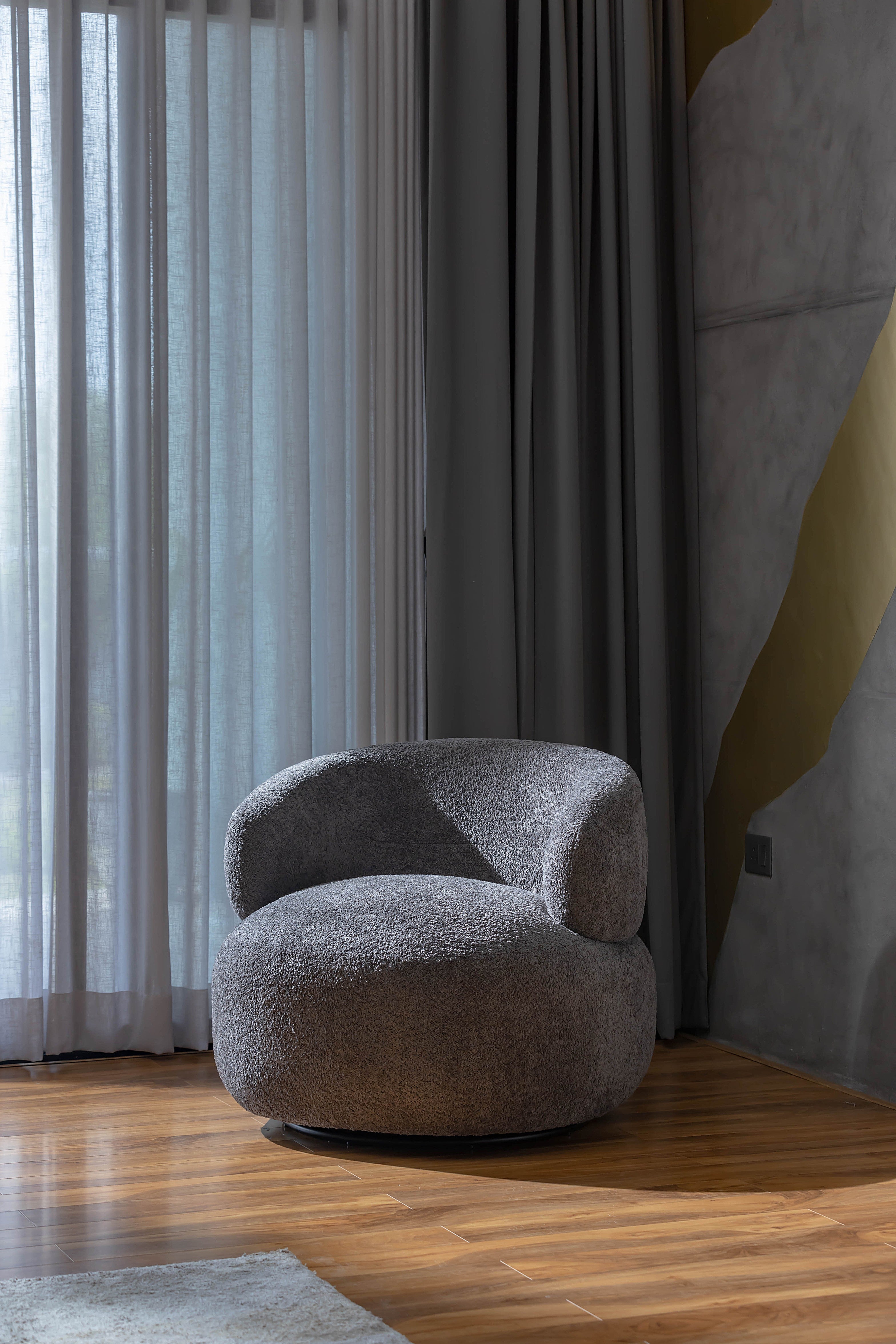 Galet Chair, Grey