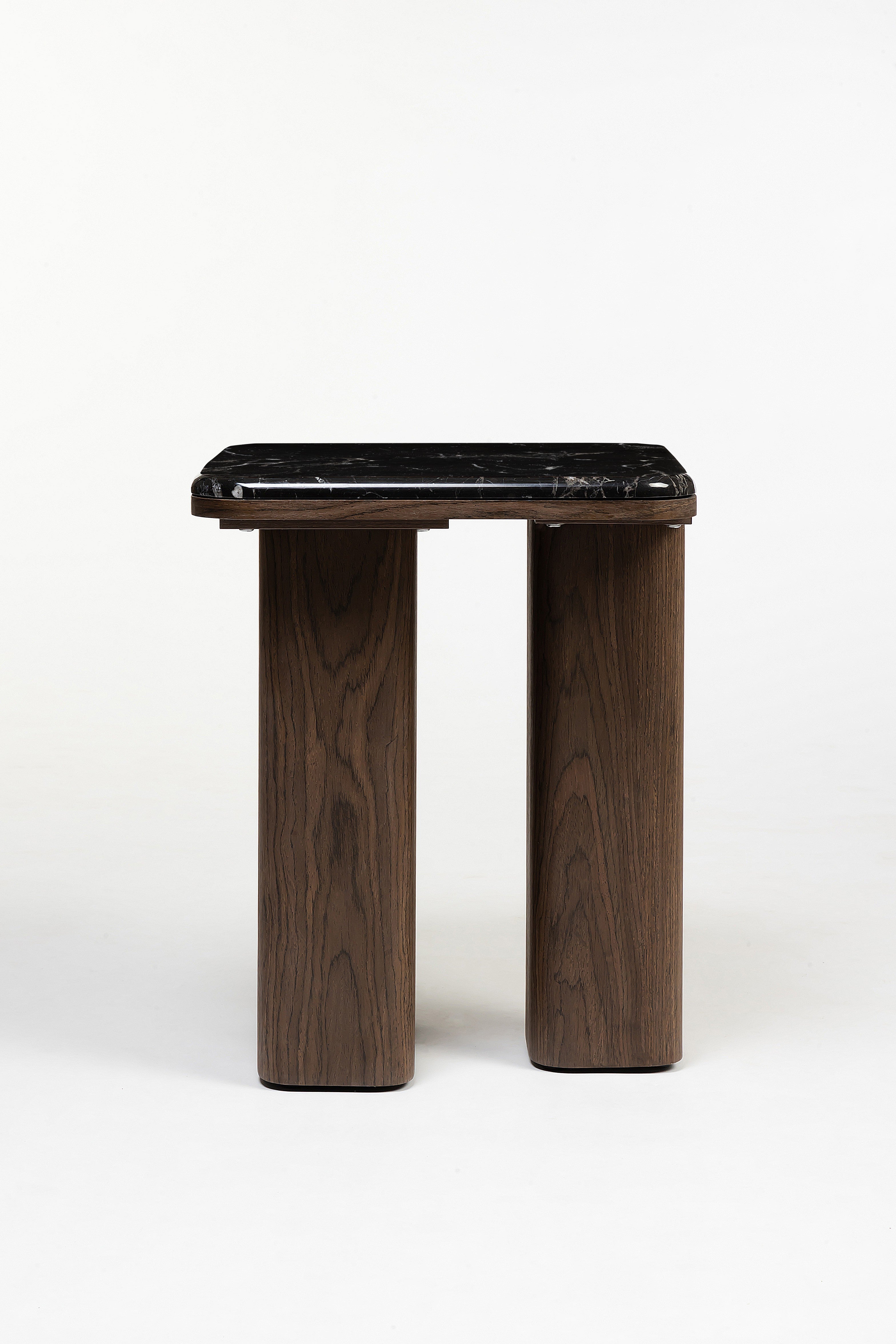Totem Accent Table, Noir