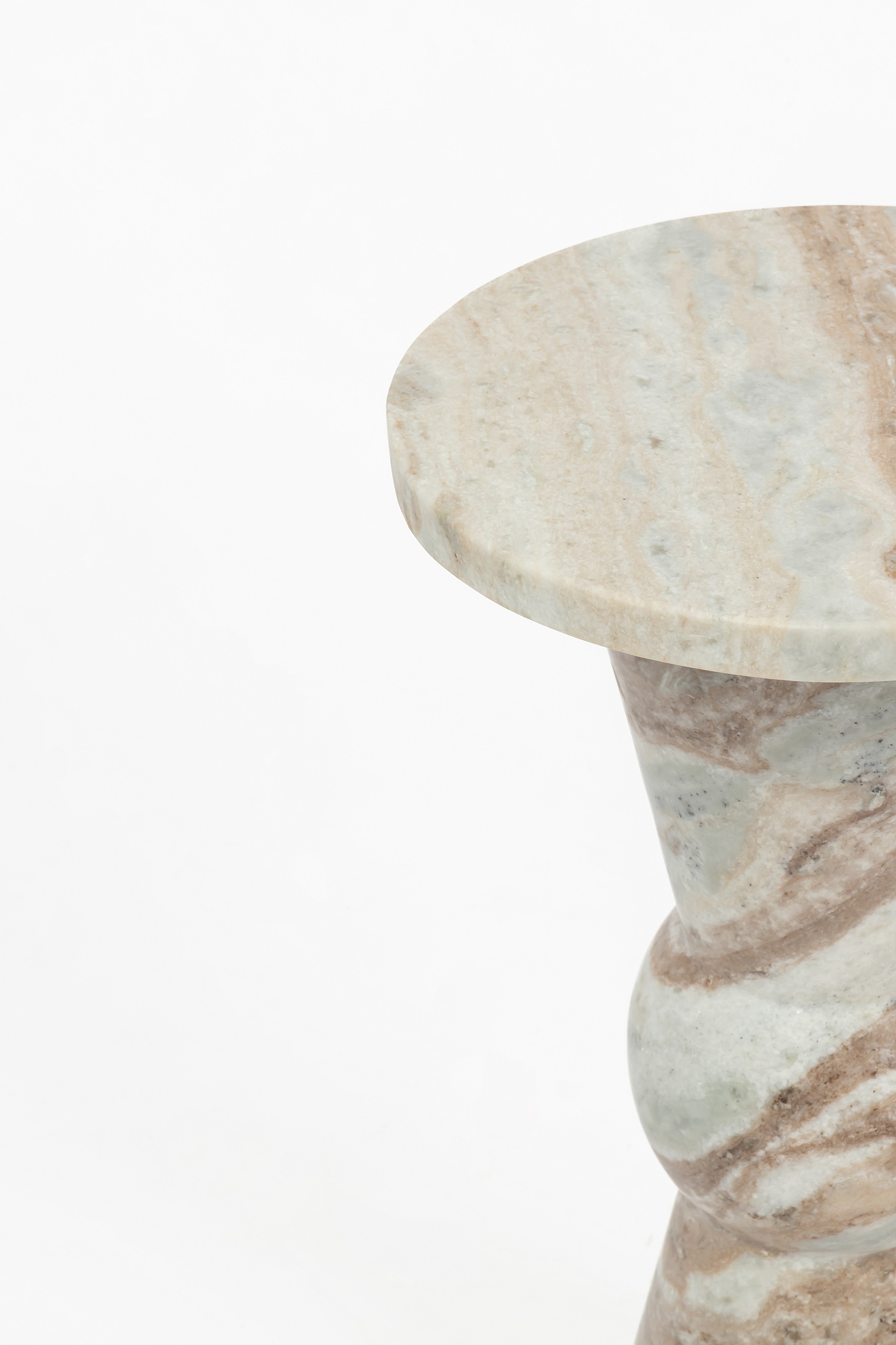 Torse Accent Table, Sawar