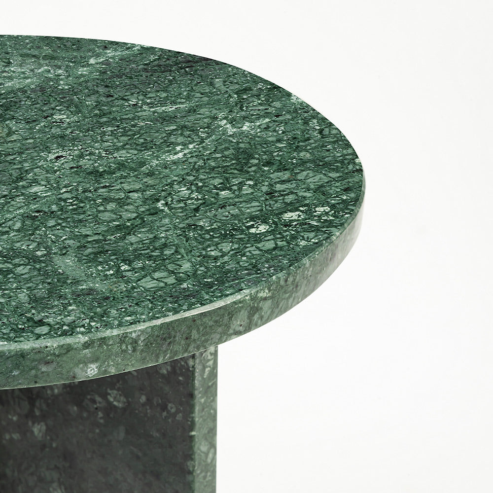 Spire Accent Table, Verde