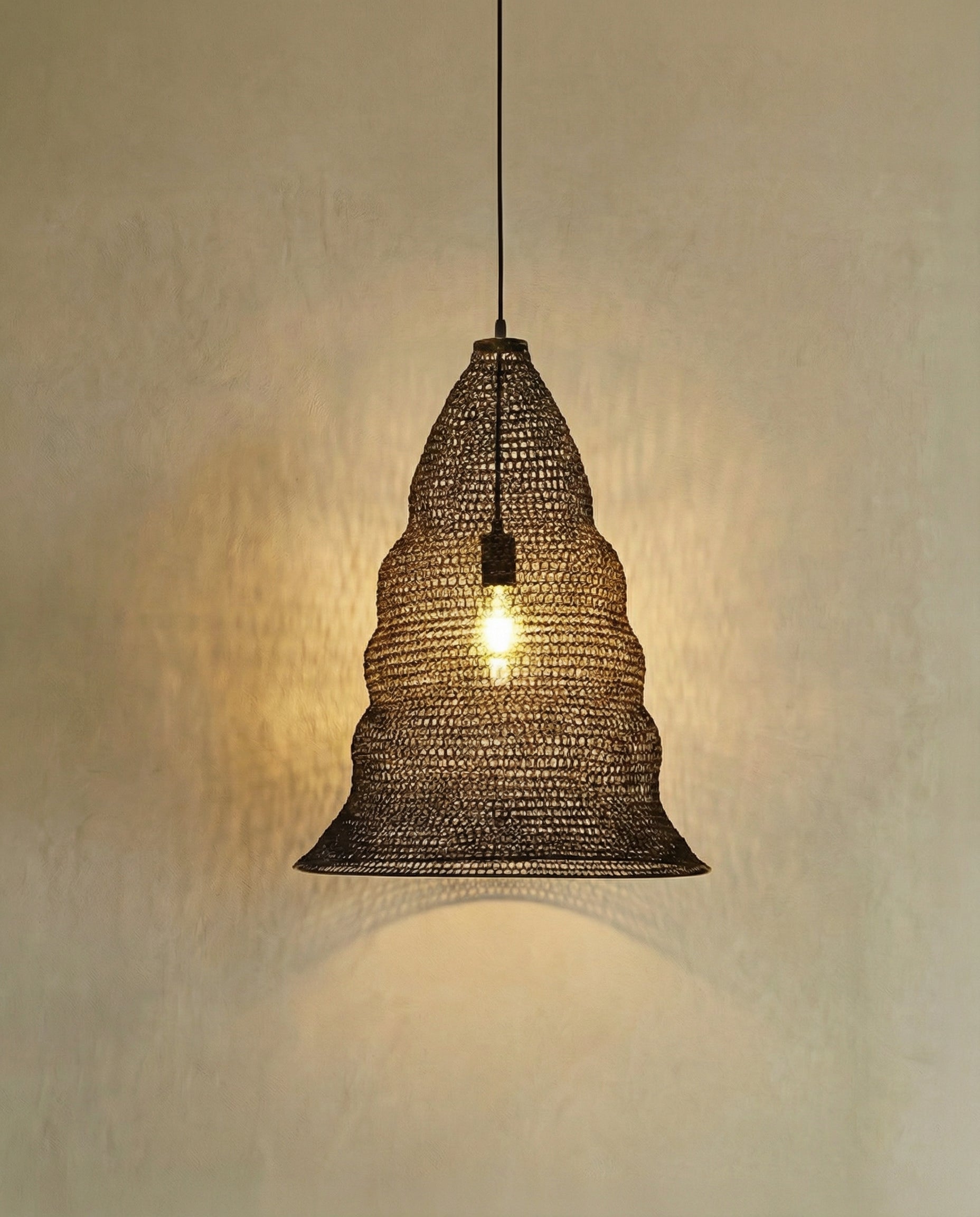 Aurelin Mesh Pendant