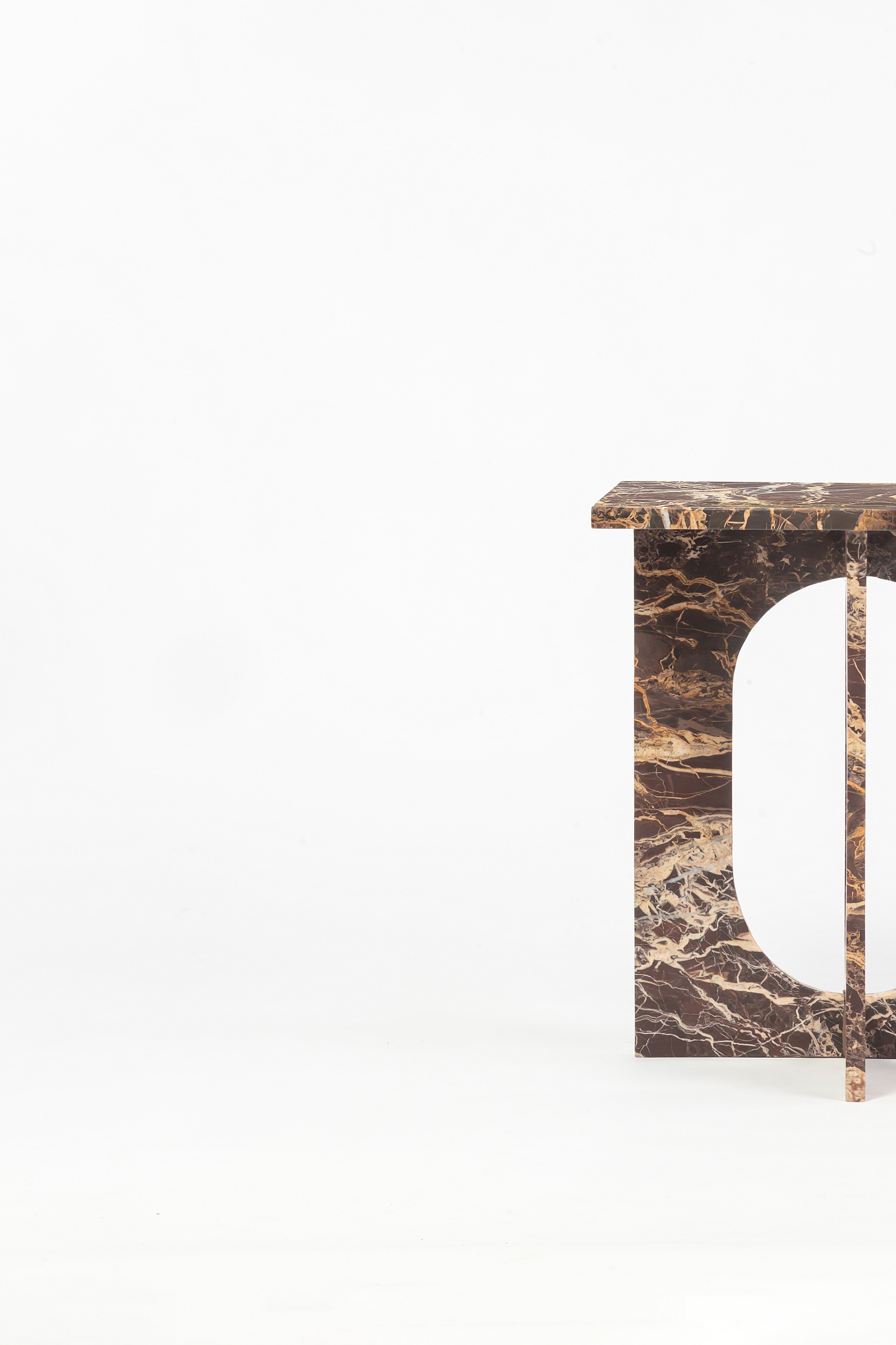 Arch Accent Table, Rosso