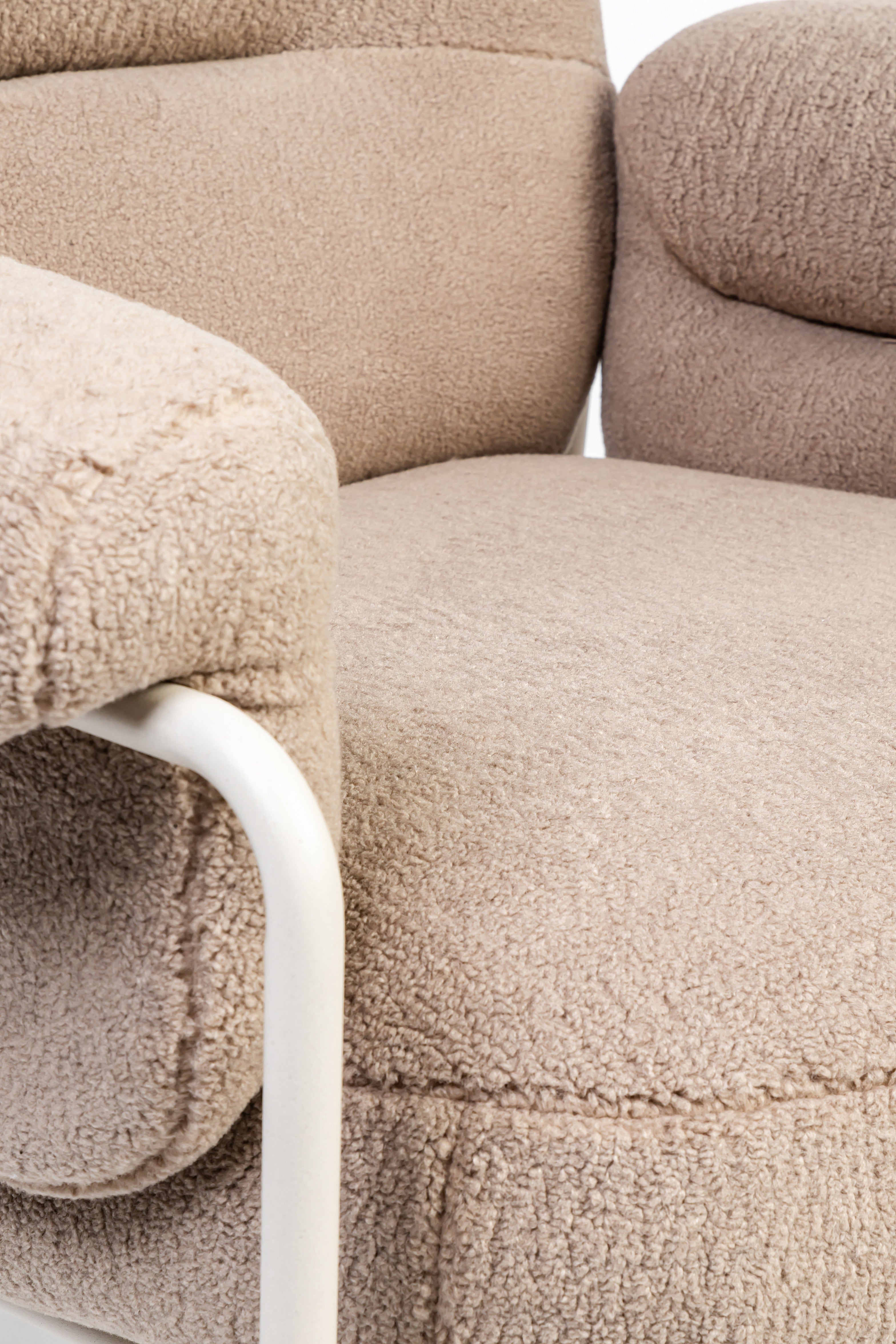 Brume Chair